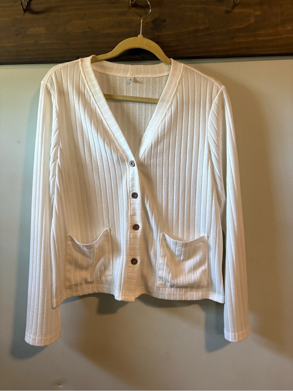 Large White Ribbed Cardigan